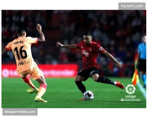 塞维利亚凭巴尔加斯进球半场暂时领先马略卡稳居优势